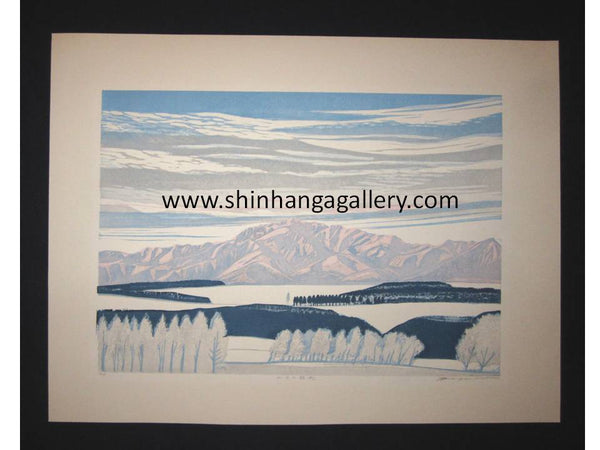 This is an HUGE very beautiful and LIMITED NUMBER (artist proof) ORIGINAL Japanese Shin Hanga woodblock print “Sun Shrine of February“ PENCIL SIGNED by the famous Showa Shin Hanga woodblock print artist Ogiwara Tsuneyoshi made in 1980s IN EXCELLENT CONDITION.