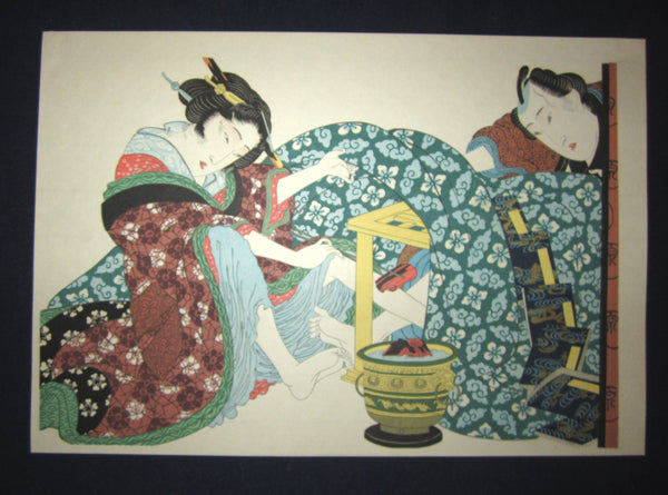 This is a very beautiful and special Japanese Erotic Shunga woodblock print “Warm up in Bedroom” made in 1950s IN EXCELLENT CONDITION. 